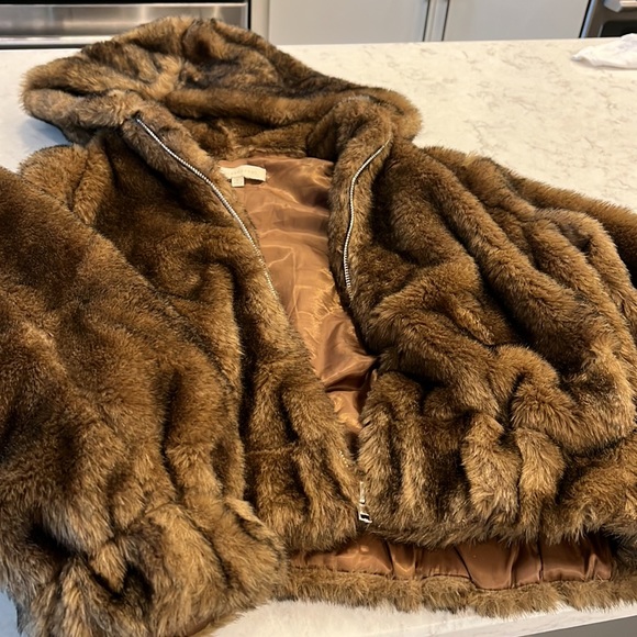 - Boutique FUR FUAX bomber hooded coat - Picture 3 of 8